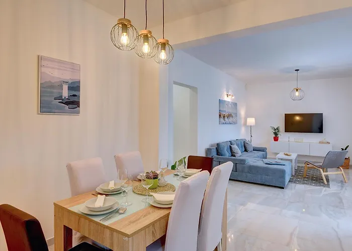 With Parking Space Valtura, - 22791 Daire